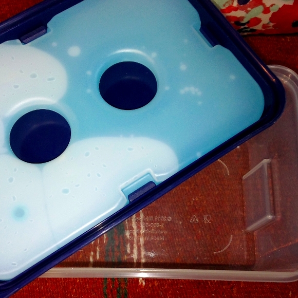 Floral Insulated Lunch Bag - Picture 6 of 8